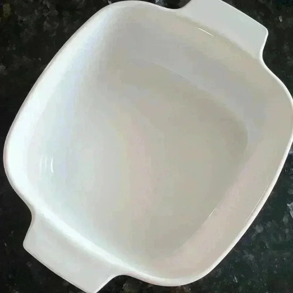 Corning Ware Shadow Iris A-1 1/2-B 1.5 liter casserole dish